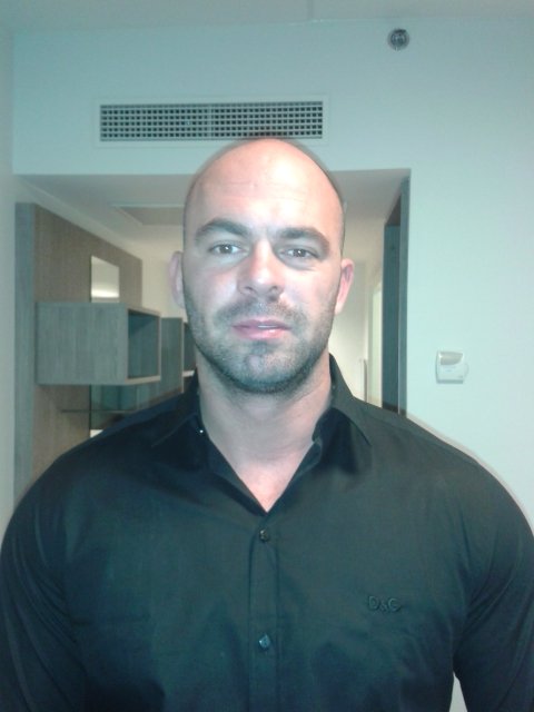 cachondo, 44