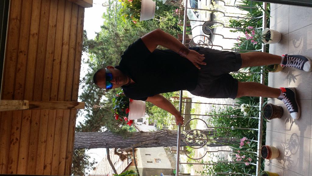 Rogerio, 35