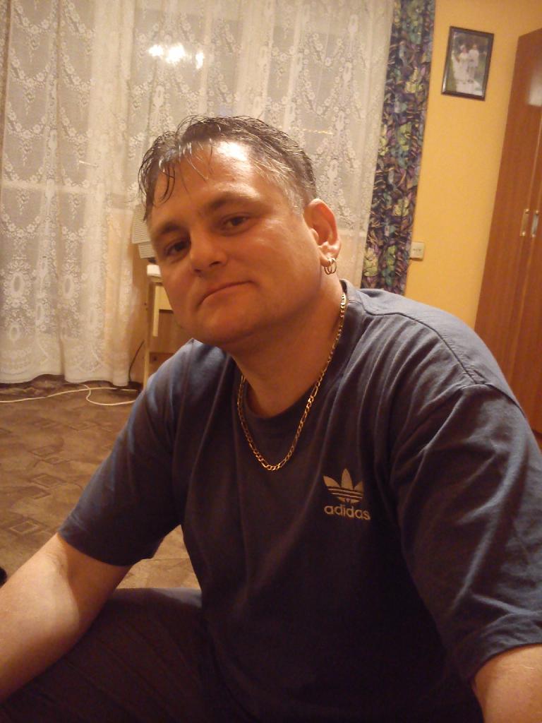 tutymorgó, 51