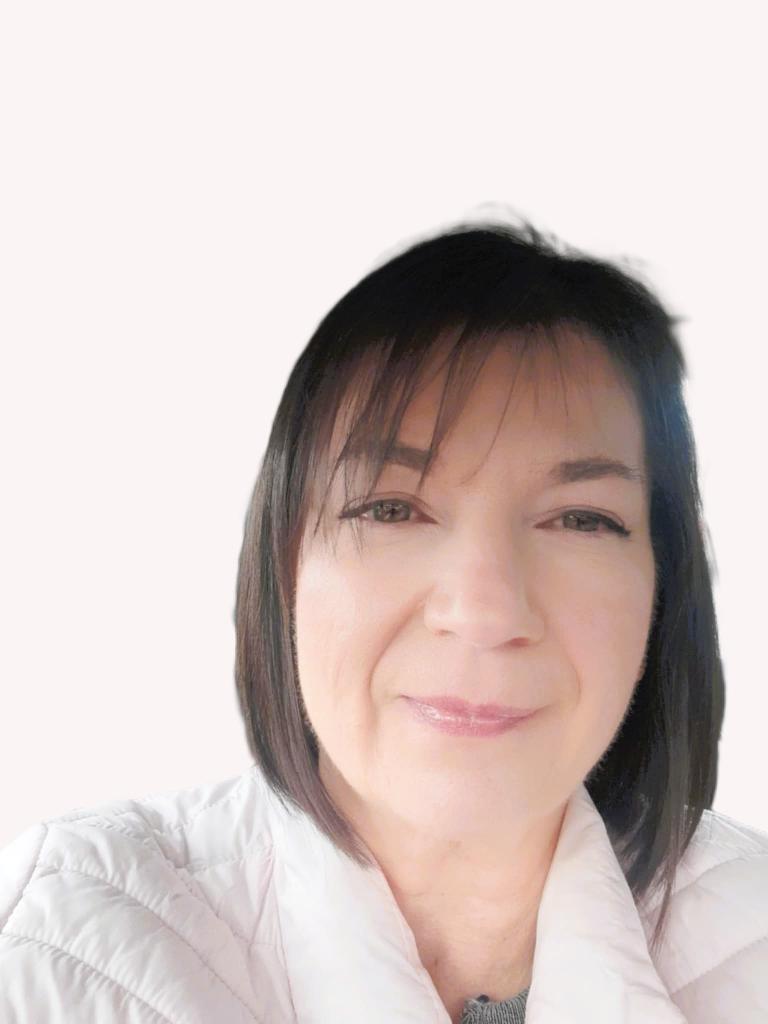 LiuLia, 53