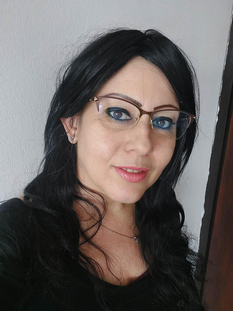 Nicky77, 49