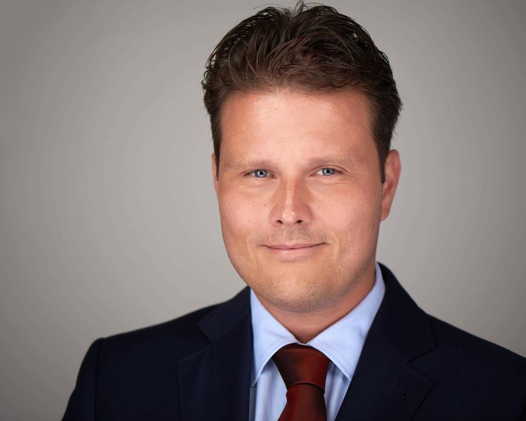 Spencer, 47