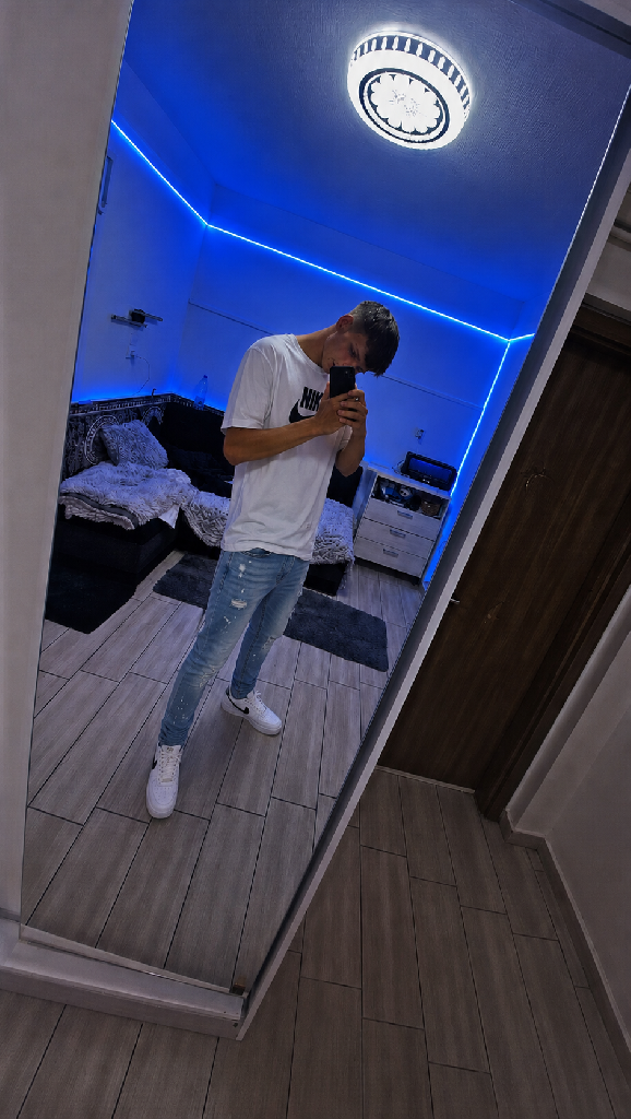 Valentin_we, 21