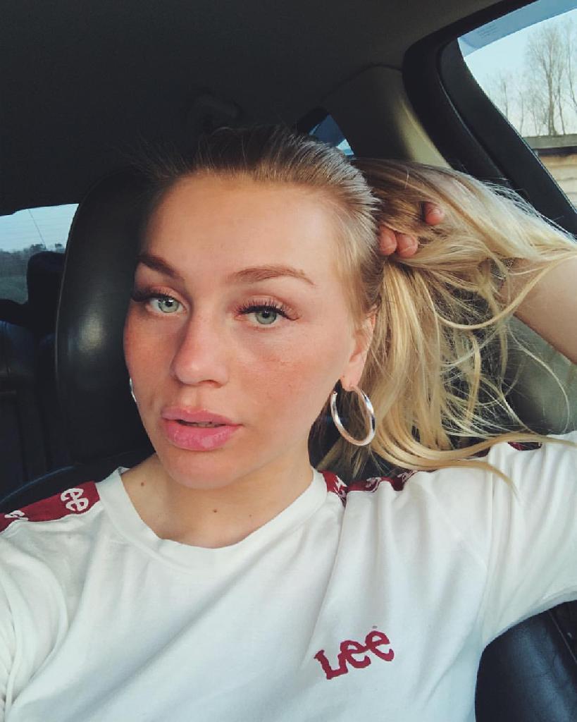 lovisa24, 39