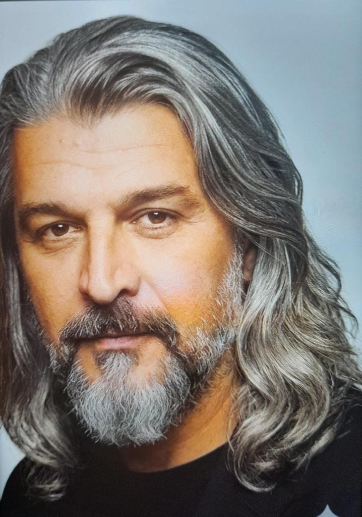 HegyiEmber, 48
