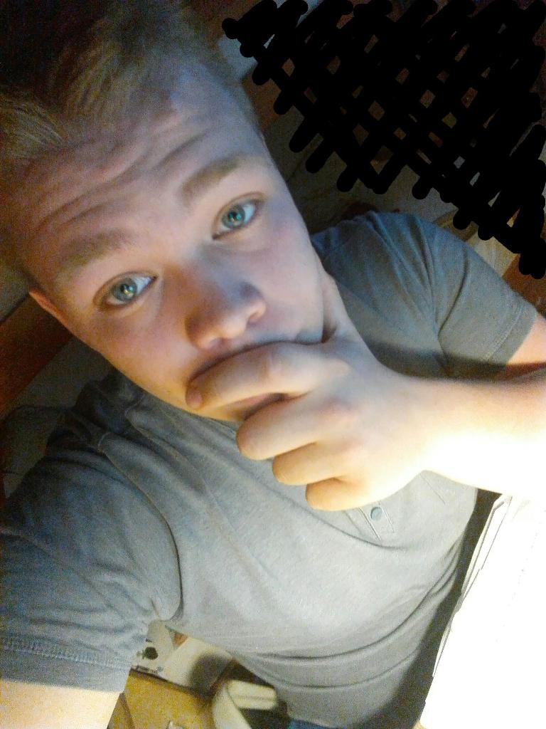 petrogergely, 29